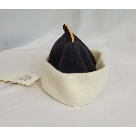 Woof & Poof Black and White Tuxedo Cat Fleece Baby/Toddler Winter Hat Cap NWT - Picture 2 of 8
